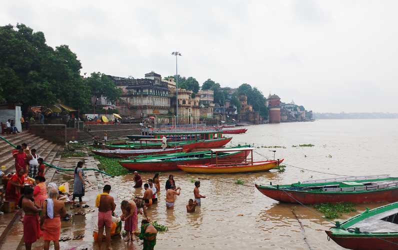 assi ghat in varanasi